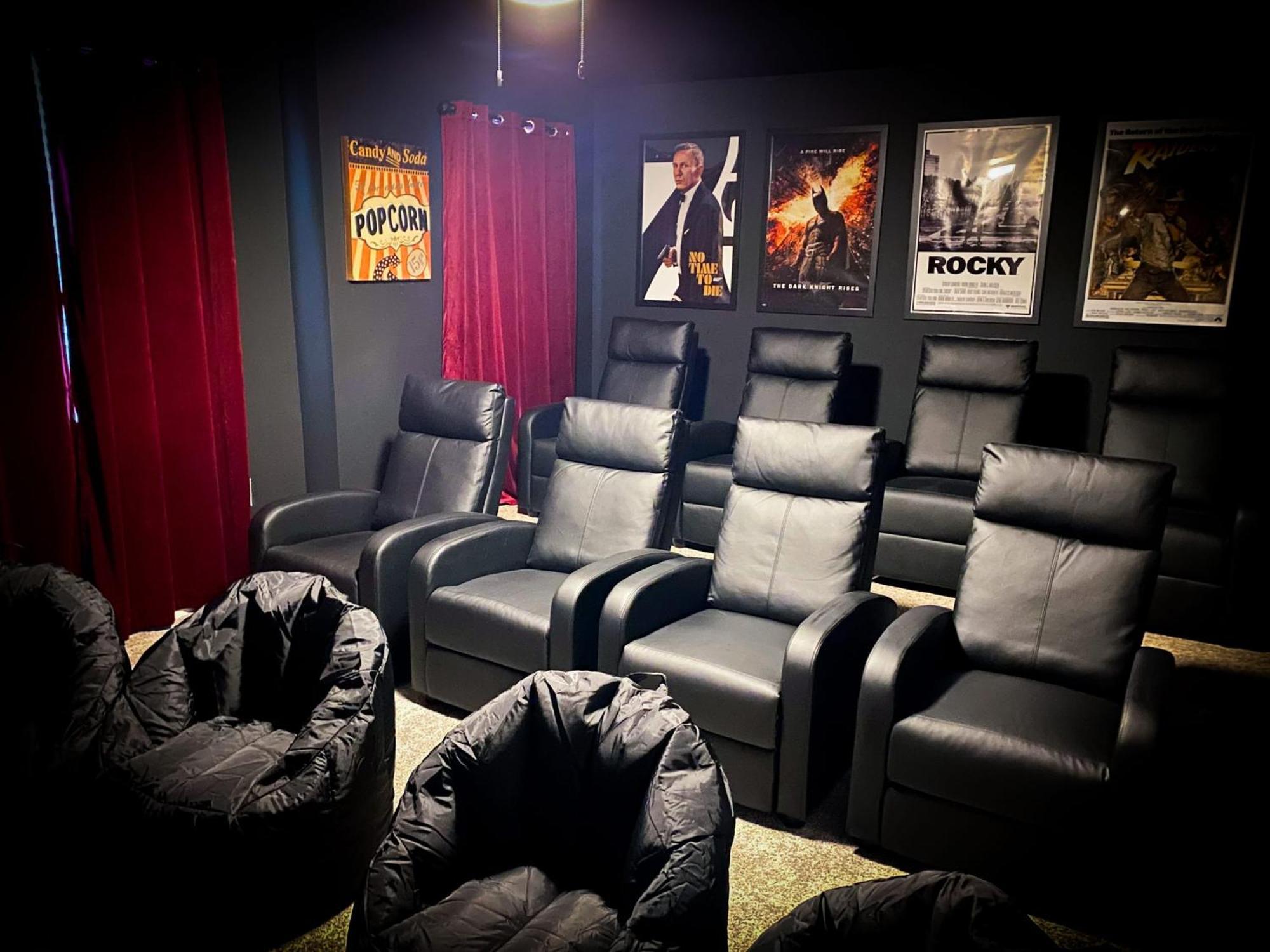 Magical Family Vacation Home Near Disney World At Storey Lake, Star Wars Gameroom, Pool, Theater, Mickey Slide, Sleeps Up To 28 كيسيمي المظهر الخارجي الصورة
